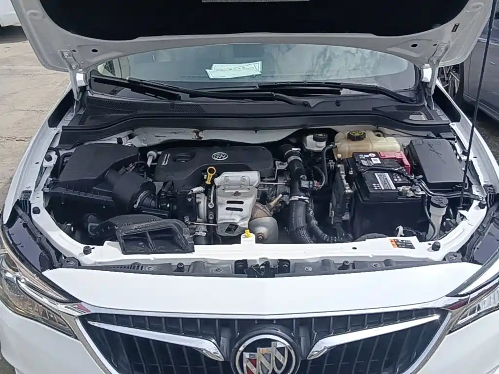 Buick Excelle 2018 — фото 20