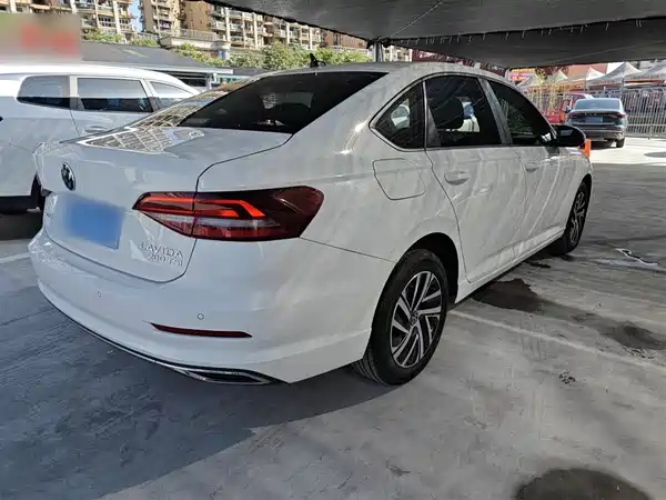 Volkswagen Lavida 2022