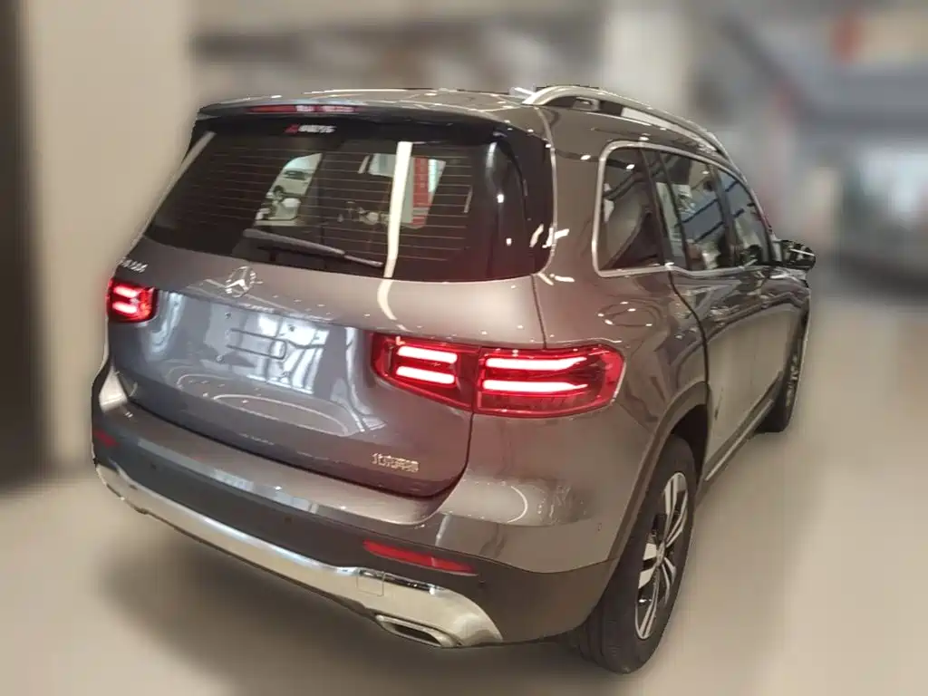 Mercedes-Benz GLB 2024 — фото 12