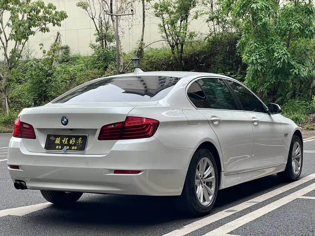 BMW 5 Series 2015 — фото 7