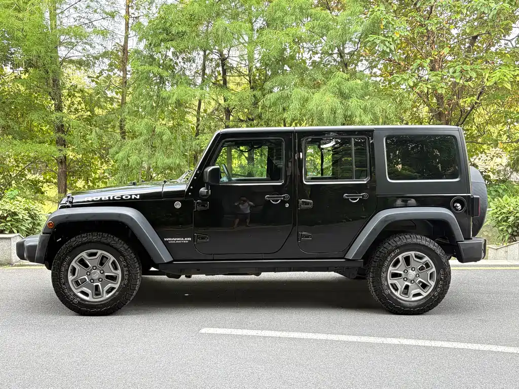 Jeep Wrangler 2016 — фото 3