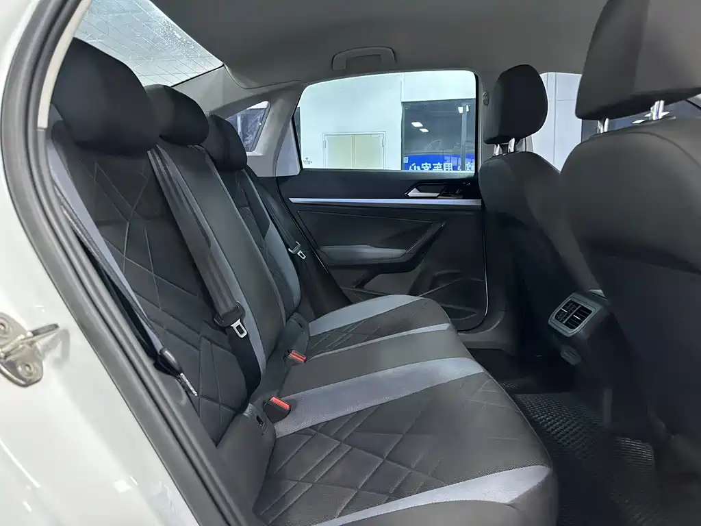 Volkswagen Lavida 2022