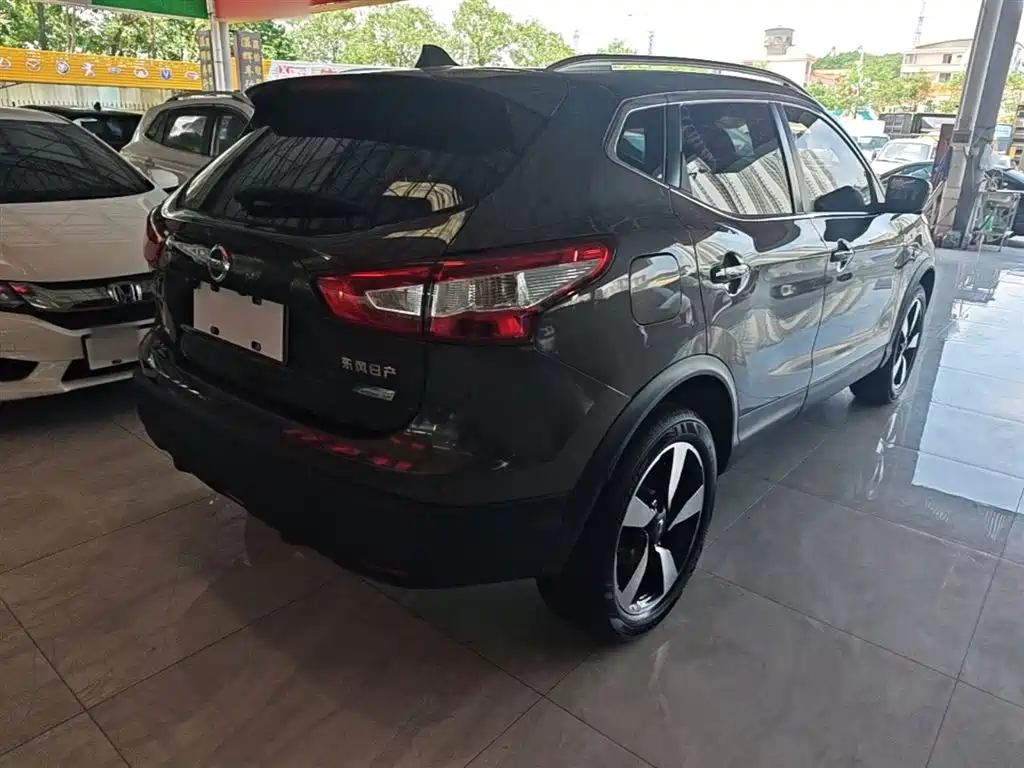 Nissan Qashqai 2018 — фото 7