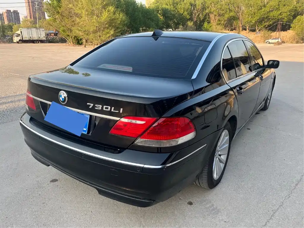BMW 7 Series 2008 — фото 2