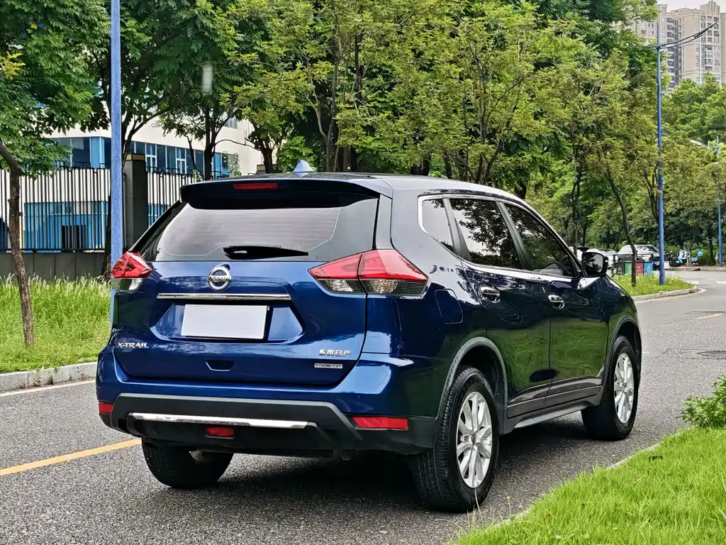 Nissan X-Trail 2018 — фото 14