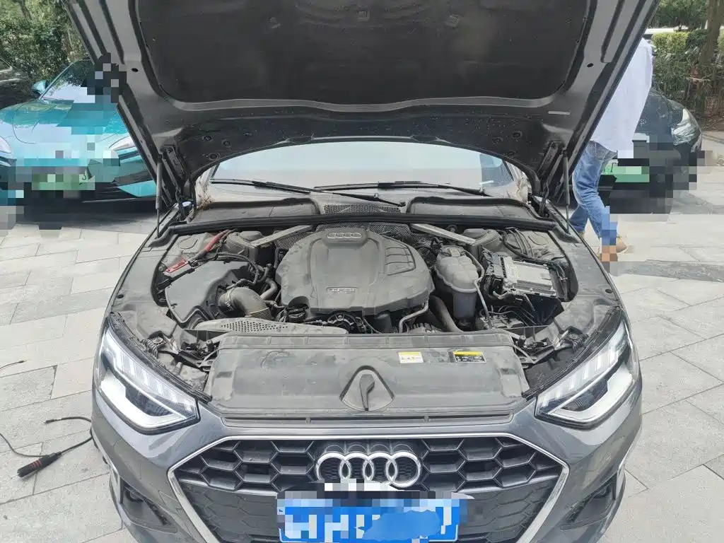 Audi A4L 2021 — фото 17