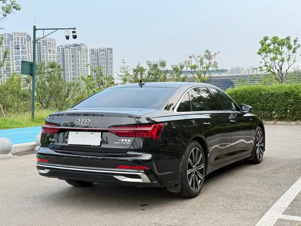 Audi A6L 2024 — фото 11