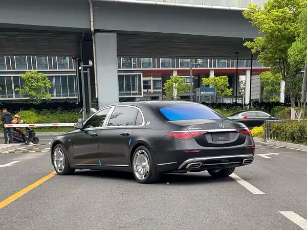 Mercedes-Benz Maybach S-Class 2023