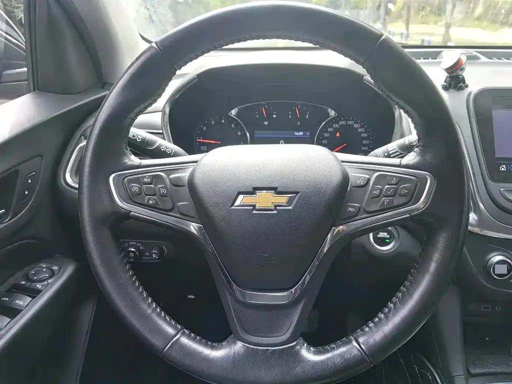 Chevrolet Equinox 2020 — фото 11