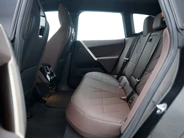 BMW iX 2023