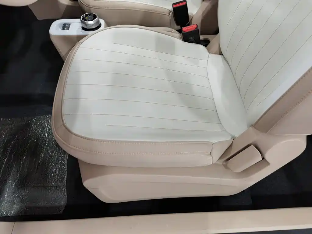 Geely Galaxy Panda 2025 — фото 20