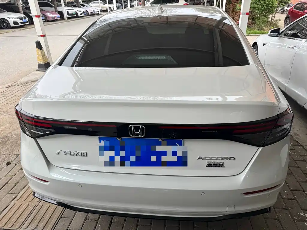 Honda Accord 2025 — фото 11