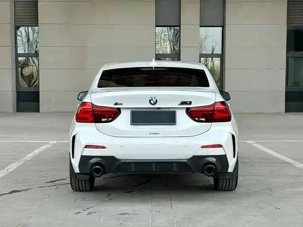 BMW 1 Series 2023