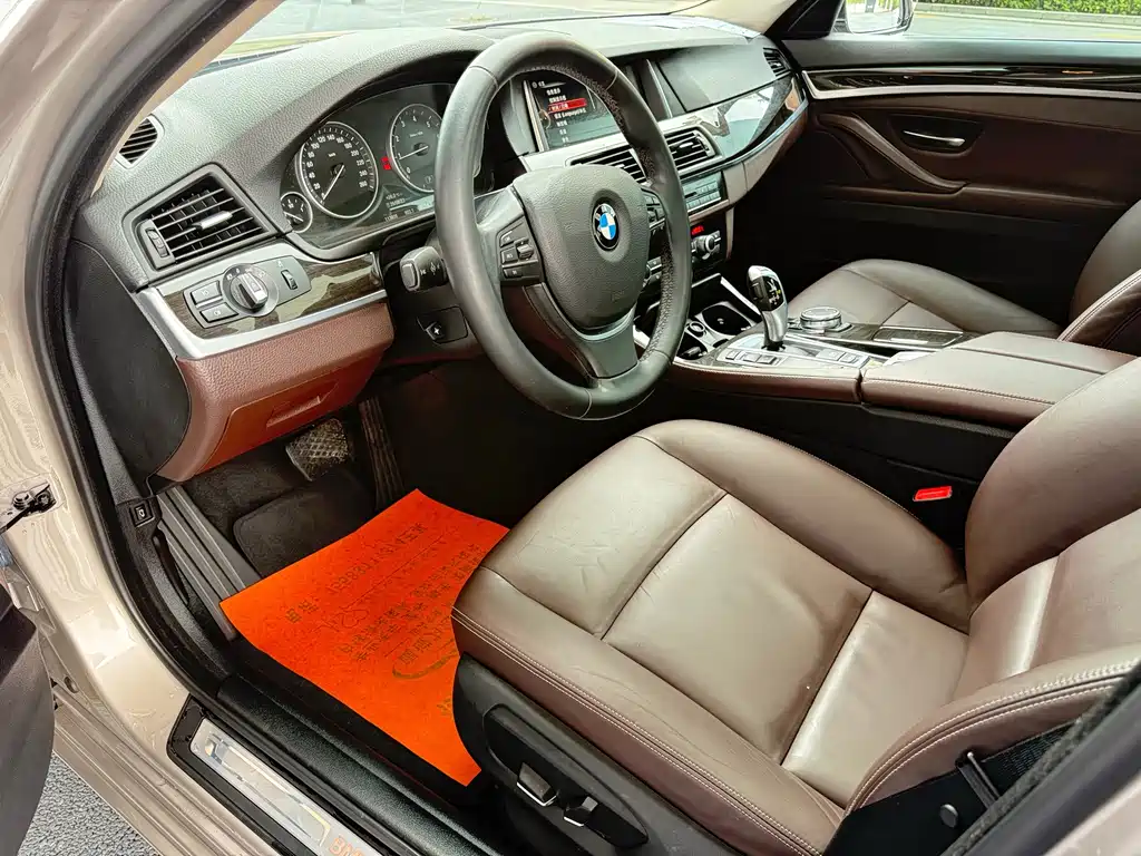 BMW 5 Series 2015 — фото 5