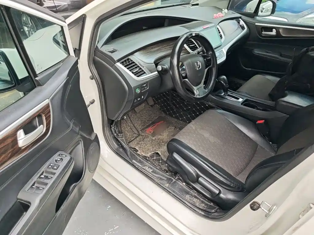 Honda Jade 2019 — фото 16