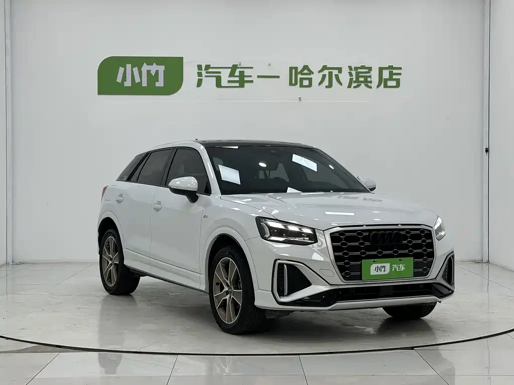 Audi Q2L 2022