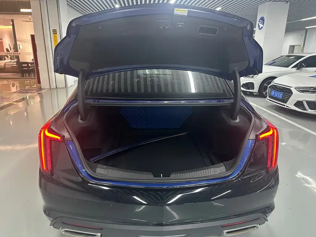 Cadillac CT5 2021 — фото 17