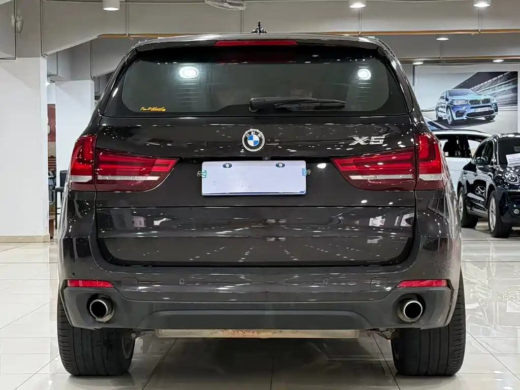 BMW X5 2017 — фото 17