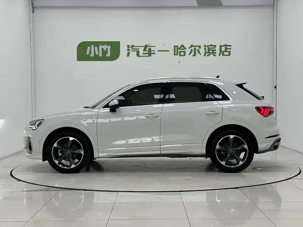 Audi Q3 2022