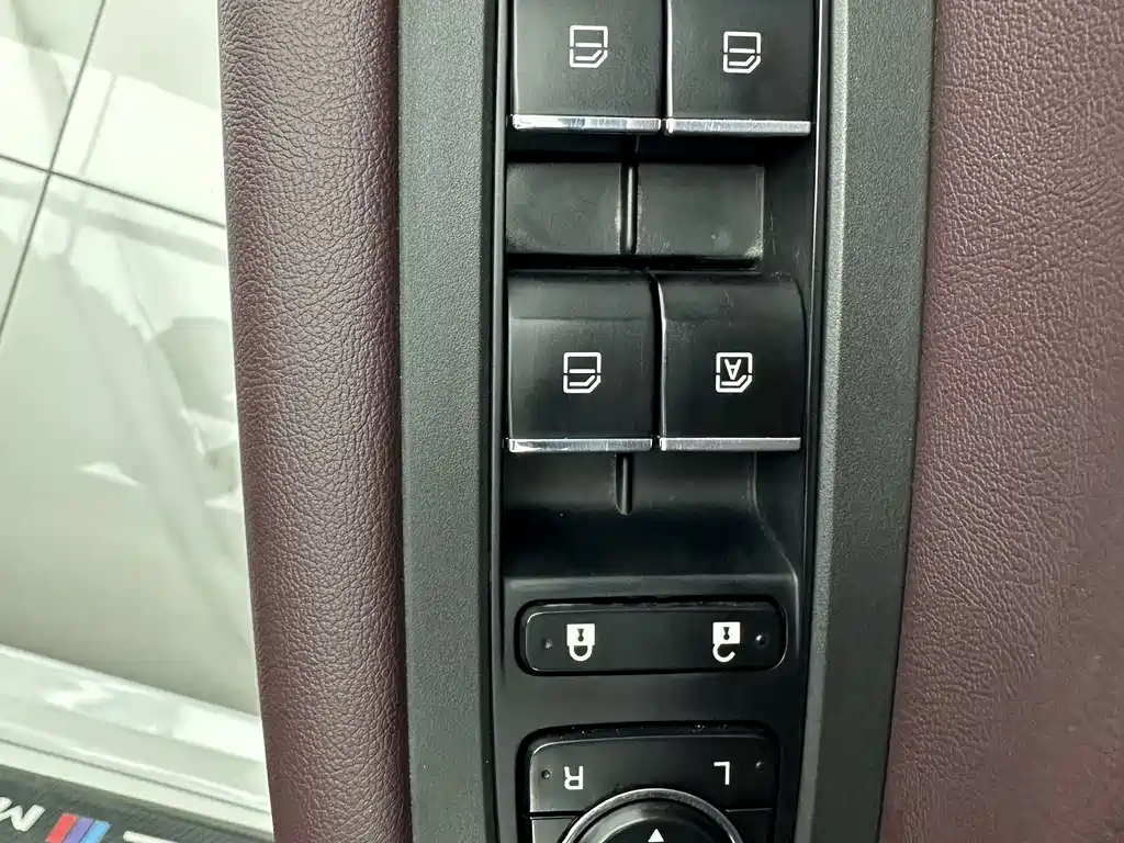 GAC Trumpchi M6 2022 — фото 11