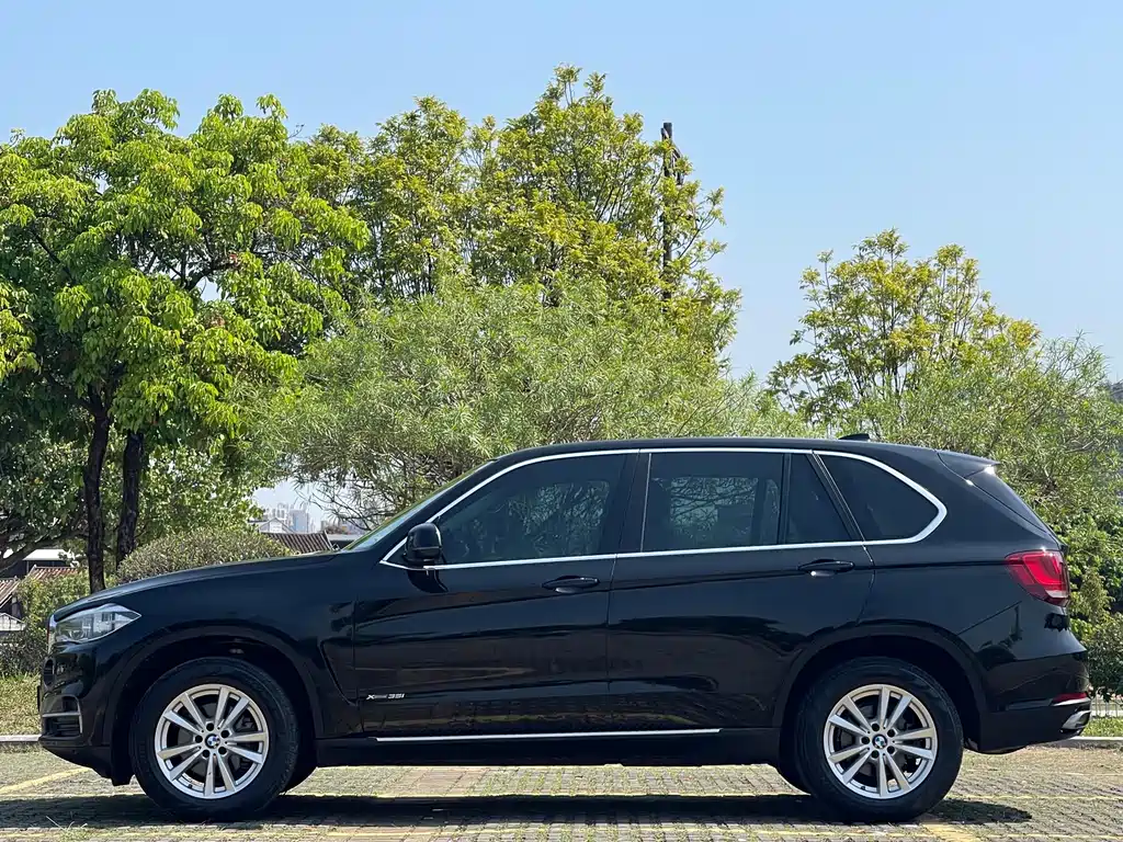 BMW X5 2018 — фото 22