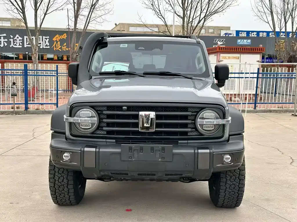 Tank 300 2022
