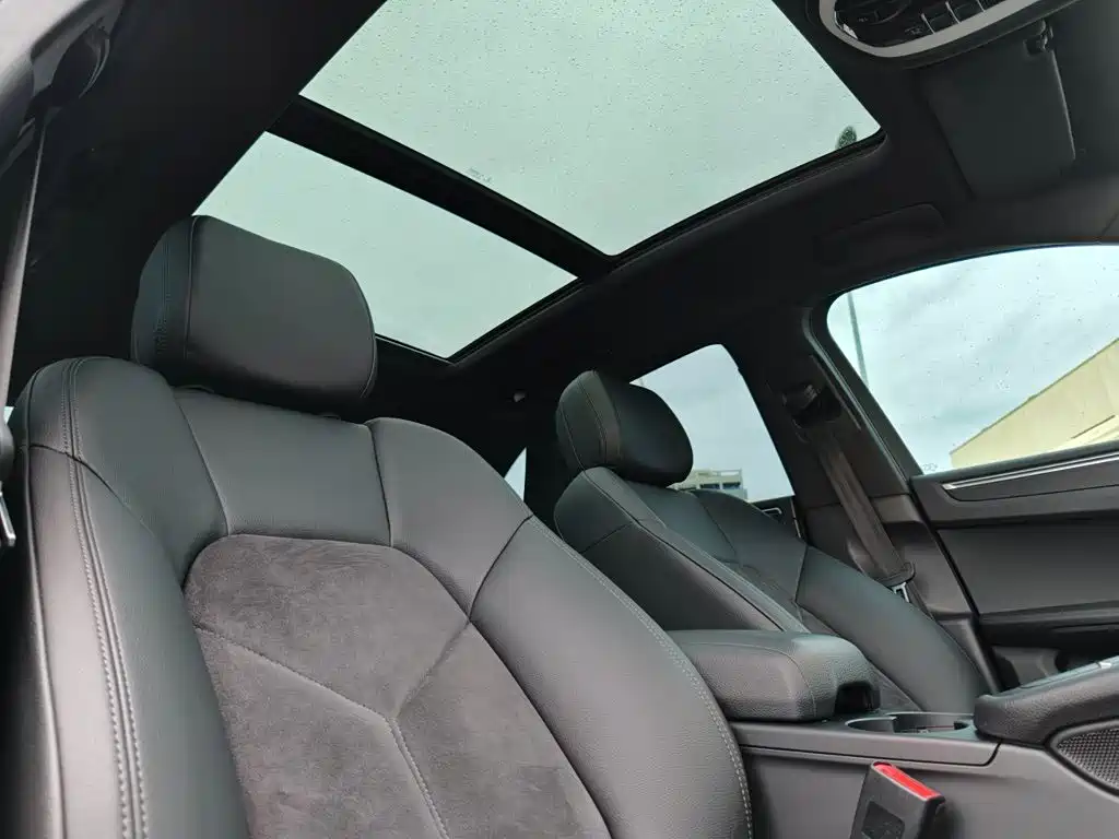 Porsche Macan 2019 — фото 20