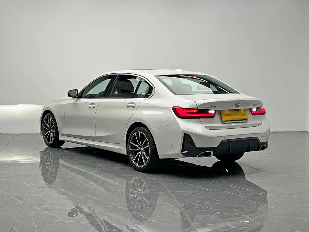 BMW 3 Series 2024