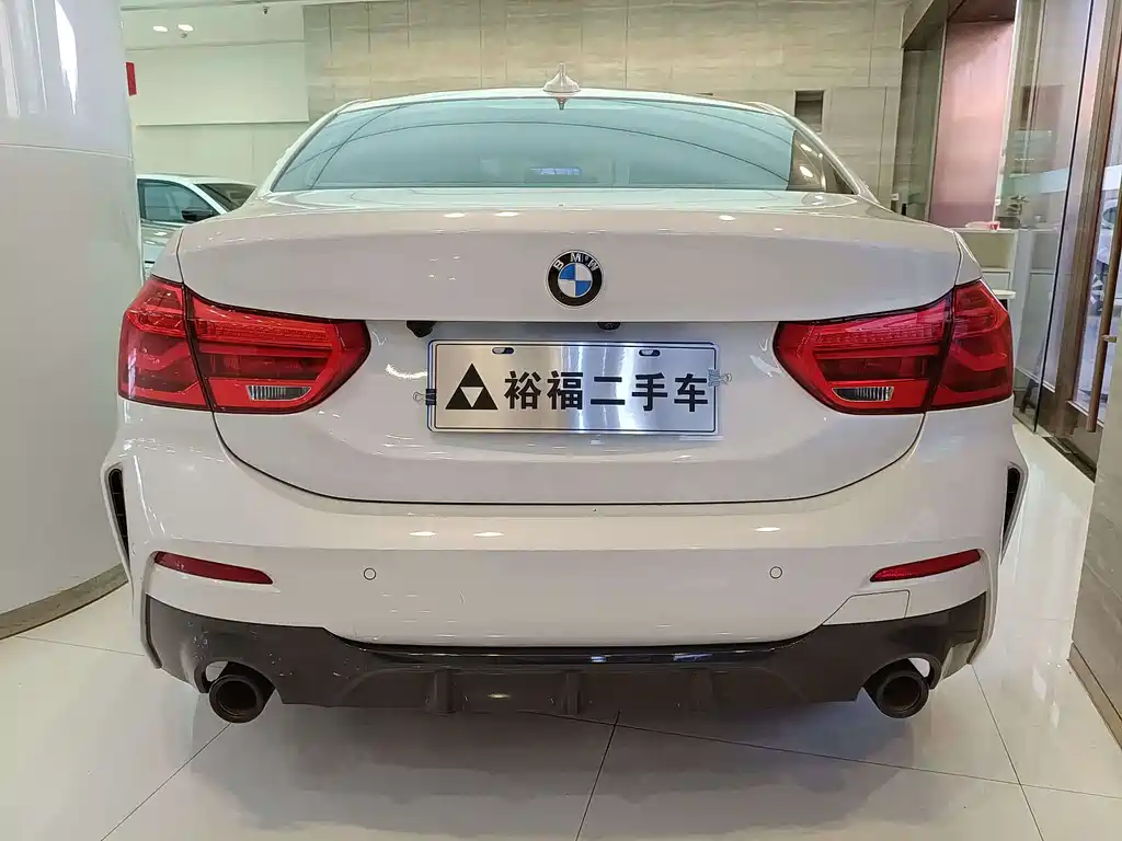BMW 1 Series 2021