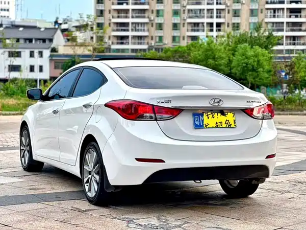 Hyundai Elantra Langdong 2015