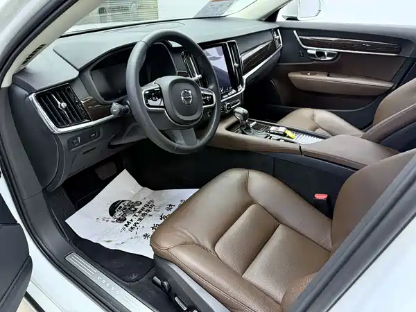 Volvo S90 2018
