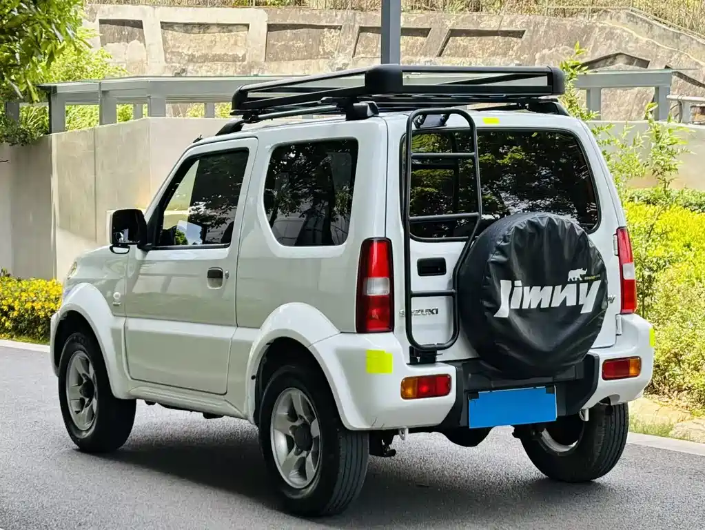 Suzuki Jimny 2013 — фото 6
