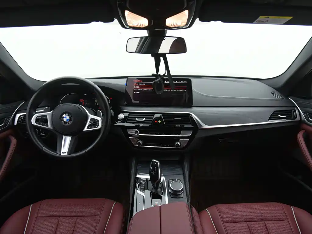 BMW 5 Series 2022
