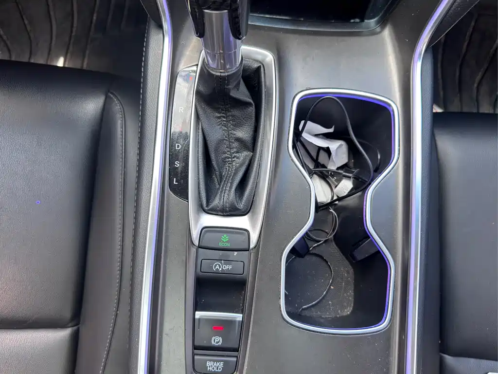 Honda Accord 2019 — фото 14