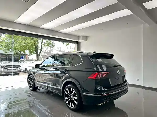 Volkswagen Tiguan L 2019