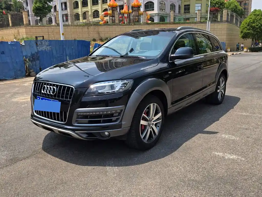 Audi Q7 2014 — фото 2