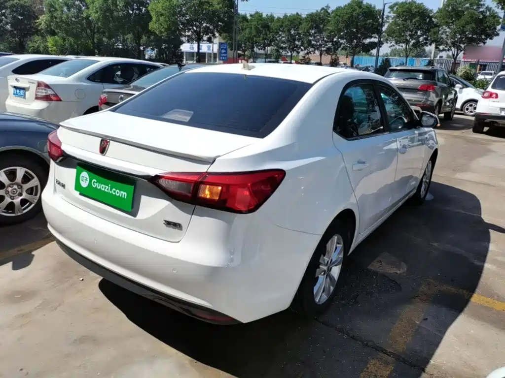 Roewe 360 2016