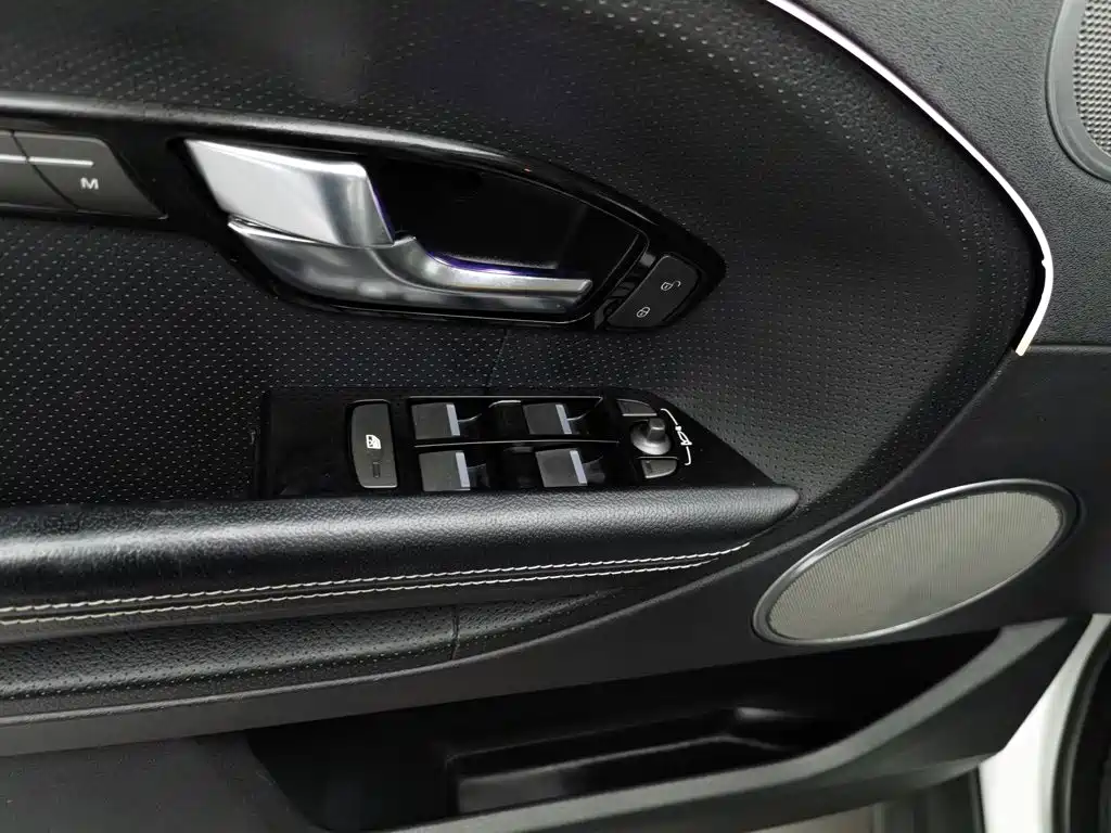 Land Rover Range Rover Evoque 2013 — фото 9
