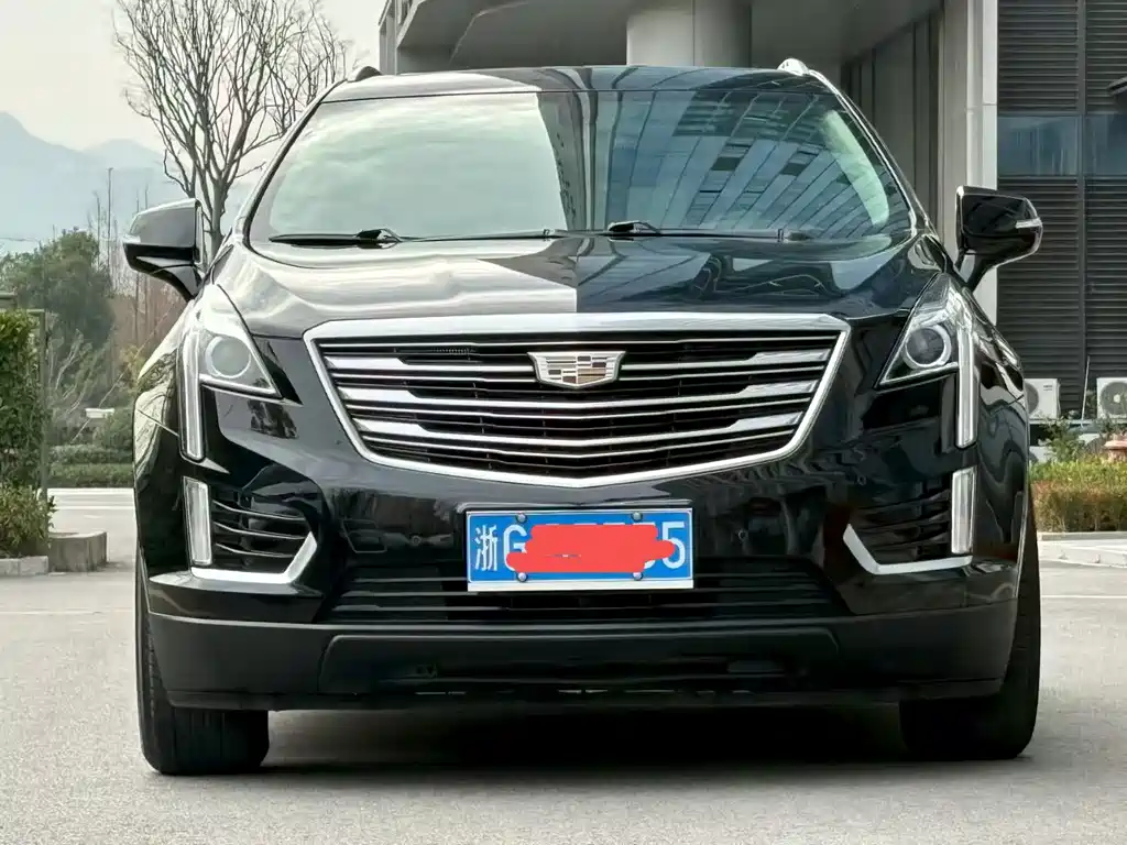 Cadillac XT5 2019 — фото 2