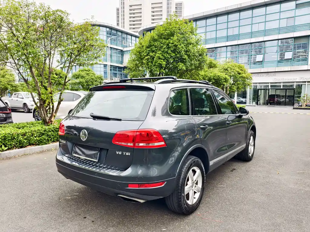 Volkswagen Touareg 2011
