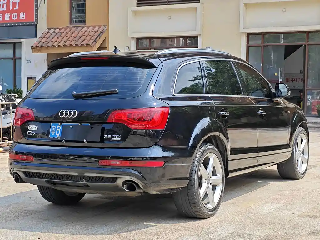 Audi Q7 2015 — фото 4