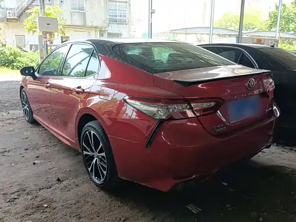 Toyota Camry 2018