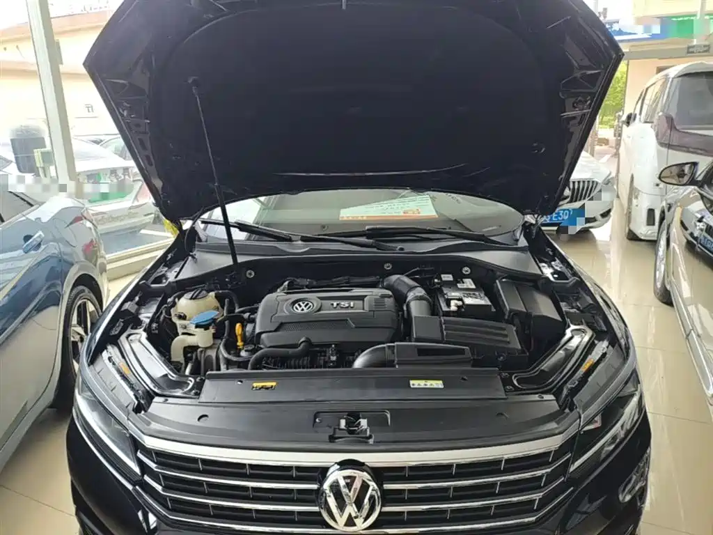 Volkswagen Passat 2018 — фото 20