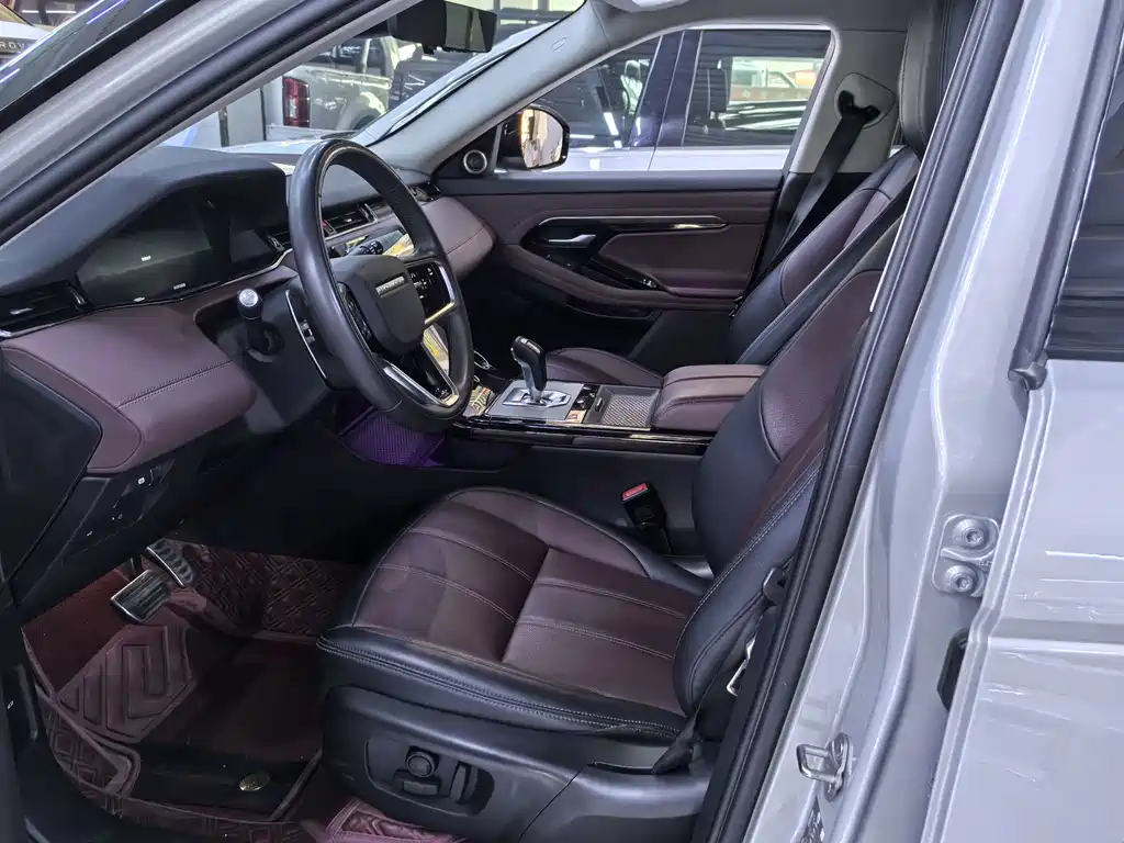 Land Rover Evoque 2024