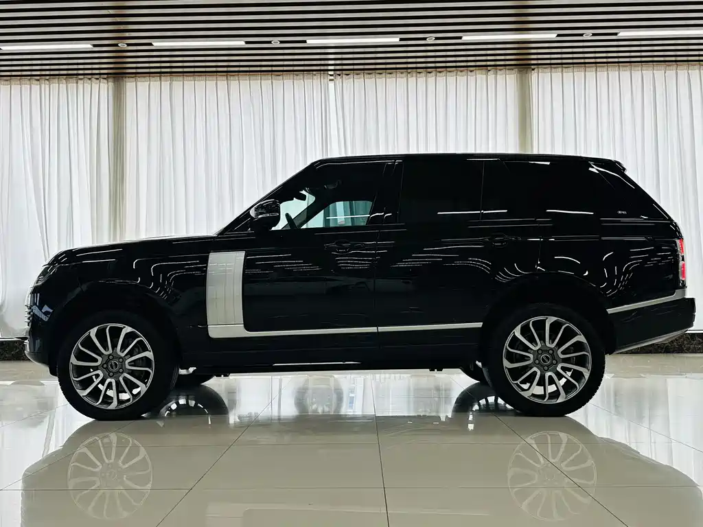 Land Rover Range Rover 2019 — фото 12