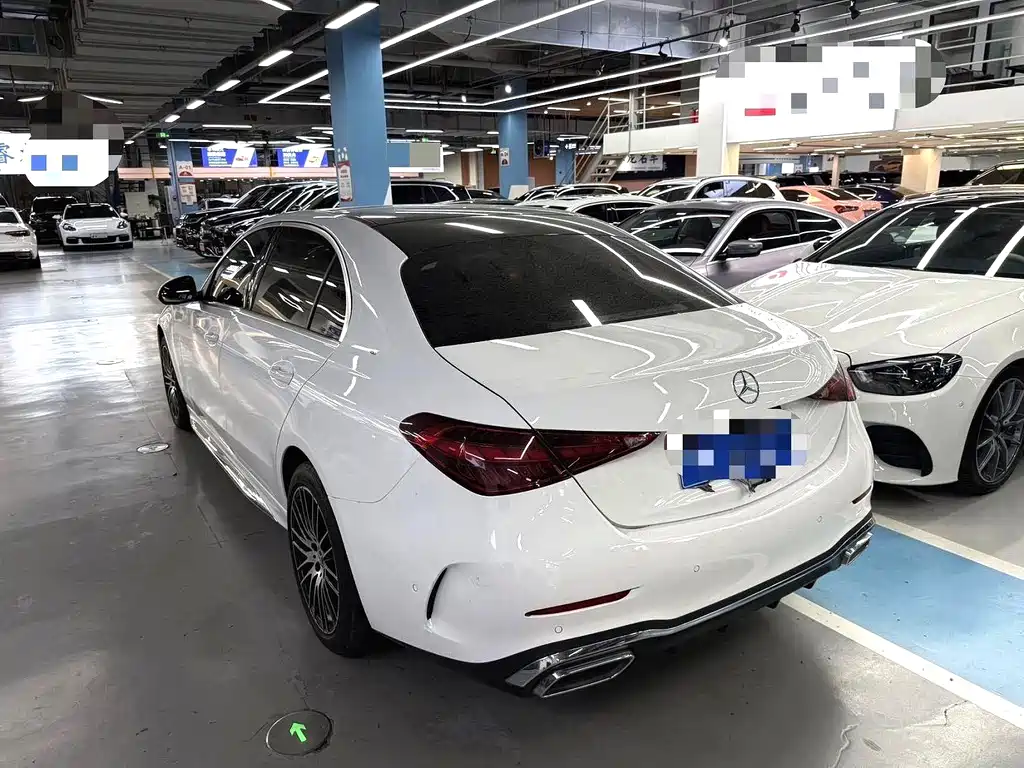 Mercedes-Benz C-Class 2022