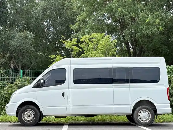 Maxus V80 2022