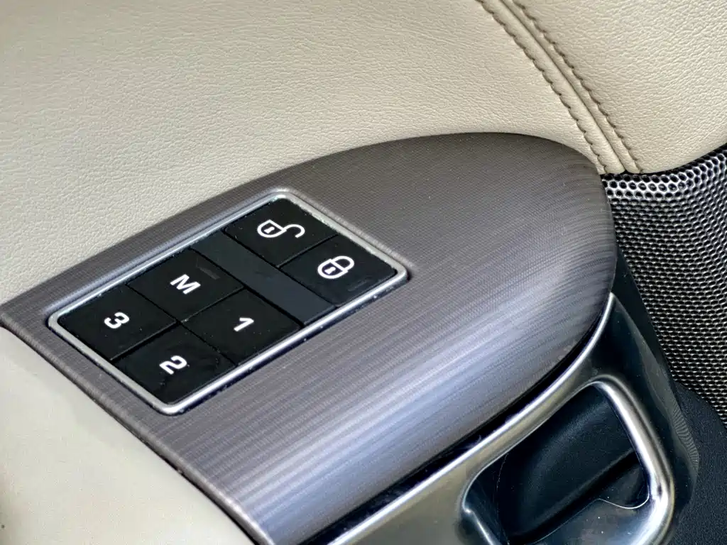 Land Rover Sport 2014 — фото 26