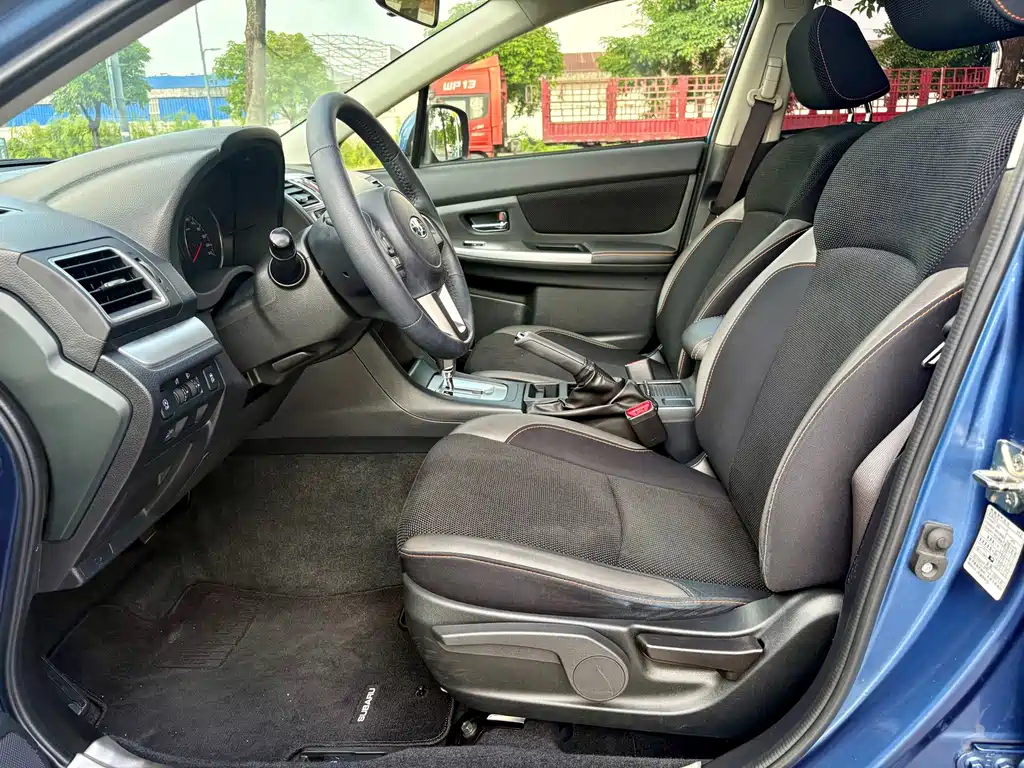 Subaru XV 2016 — фото 10