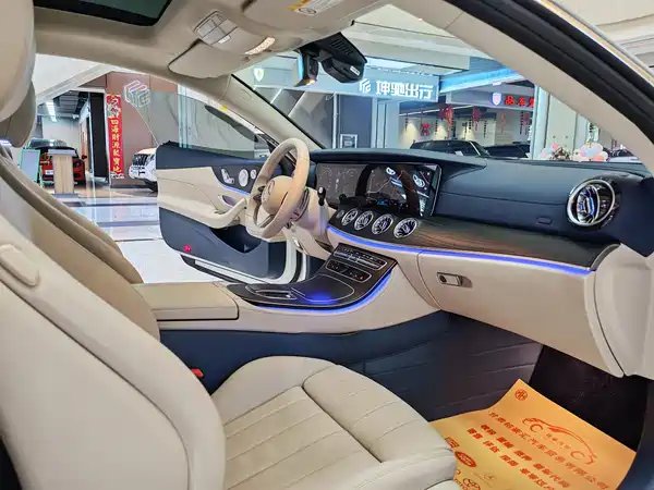 Mercedes-Benz E-Class 2021